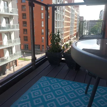 شقة Przytulny Blisko Motlawy I Neptuna Z Miejscem W Garazu Gratis غدانسك