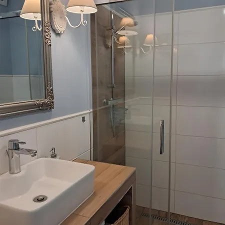 Przytulny Blisko Motlawy I Neptuna Z Miejscem W Garazu Gratis Danzig